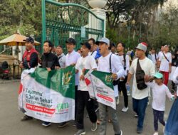 Peringatan 100 Tahun Gontor, Ribuan Santri dan Alumni Jalan Sehat di Monas hingga Bundaran HI