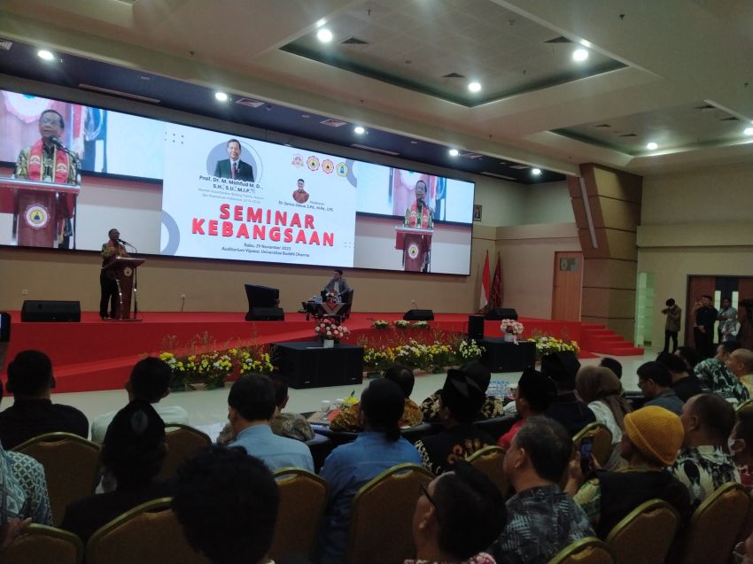 Ditanya Soal Sulitnya Bangun Rumah Ibadah, Ini Jawaban Berkelas Mahfud MD