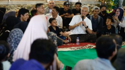 Ganjar Pranowo Nginap di Rumah Warga Musi Rawas, Dengar Curhat dan Masukan Rakyat Berjam-jam