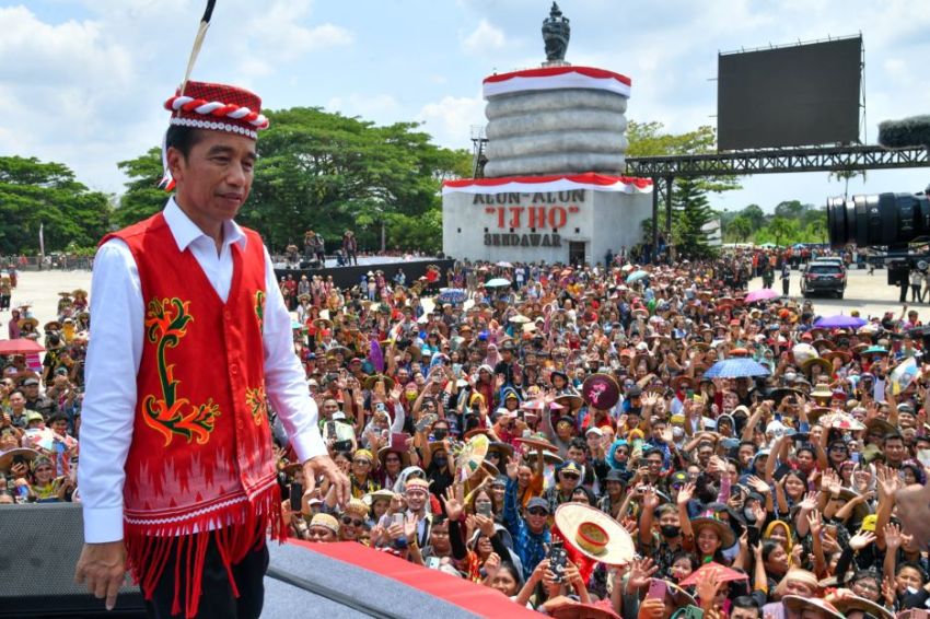 Hadiri Festival Dangai Ehau, Presiden Jokowi Ajak Masyarakat Lestarikan Budaya