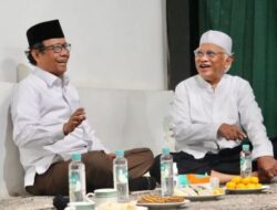 Selelah Apa pun Jasmani dan Rohani, jika Bertemu Gus Mus Menjadi Ringan dan Segar