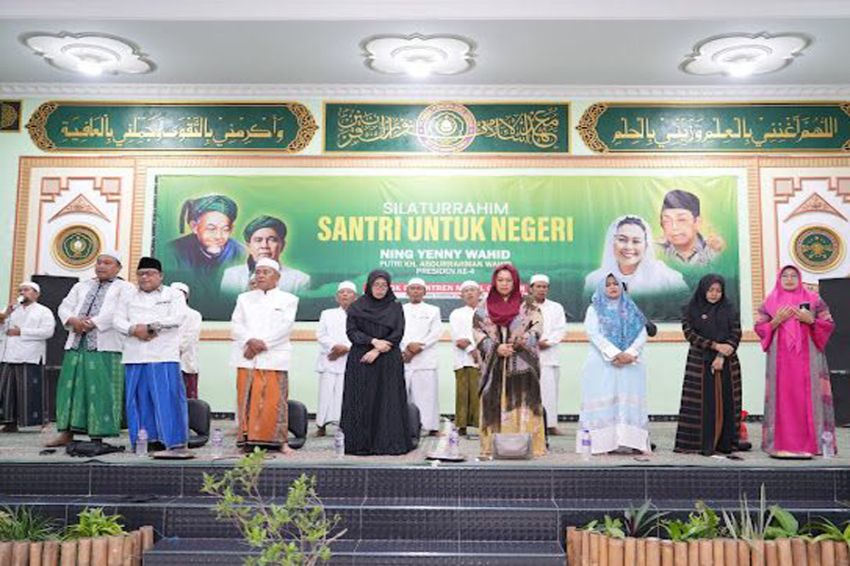 Salat Istikharah, Pengasuh Pesantren Ini Dukung Ganjar-Mahfud di Pemilu 2024