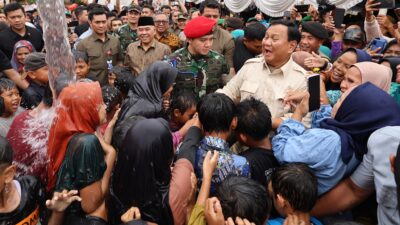 Resmikan 9 Titik Bantuan Sumber Air di Sukabumi, Prabowo Disambut Antusias Oleh Ribuan Warga