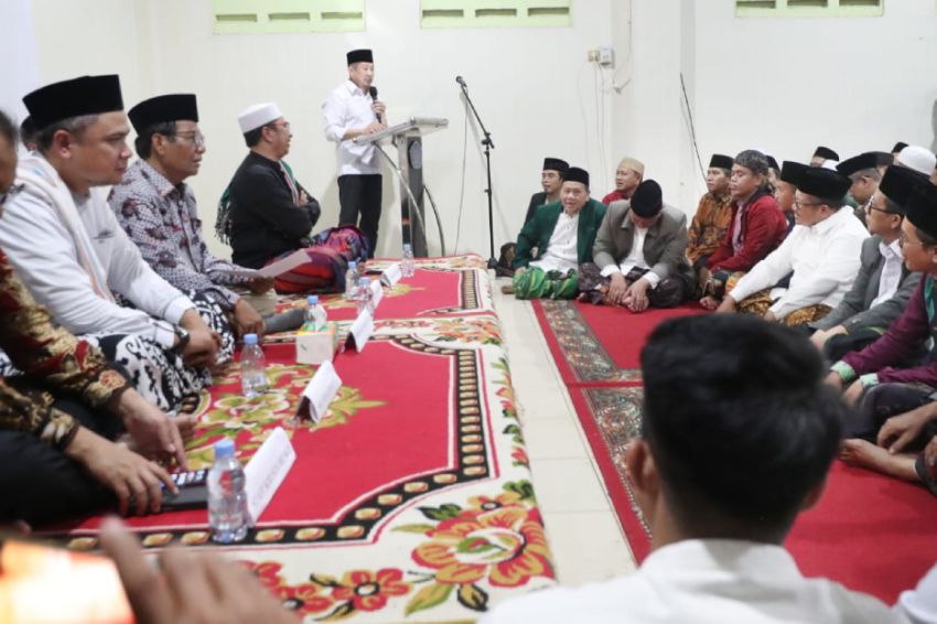 Dialog Kebangsaan dengan Kiai se-Bekasi, HT Optimistis Ganjar-Mahfud Menang Pilpres 2024