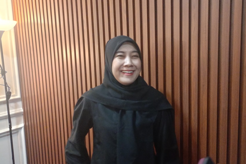 Dukungan Vina Amalia ke Mahfud MD Hadapi Debat Cawapres