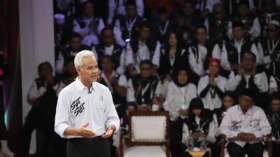 Ganjar Tak Permasalahkan Debat Cawapres Pakai Podium