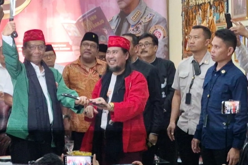 Mahfud MD Disambut Antusias Jawara Banten