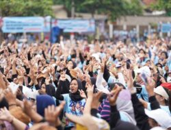 Warga Subang Merasa Bahagia saat Bertemu Prabowo, Berdoa agar Menang dalam Satu Putaran