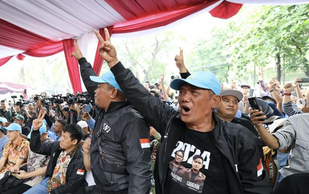 Nelayan Belawan Sumut Senang Bertemu Prabowo, Sampaikan Harapan untuk Kesejahteraan