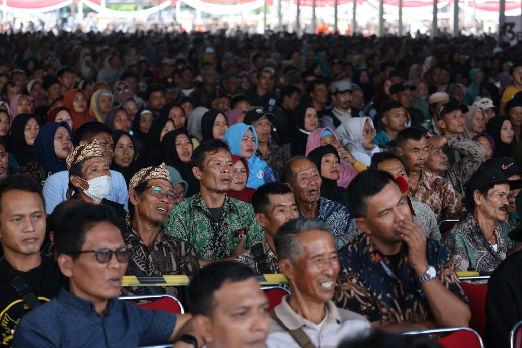 Prabowo Terkesan dengan Kehadiran 60.000 Petani dan Peternak di Acara Kementan-Kemhan: Kalian adalah Patriot Sejati