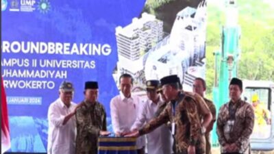 Jokowi Letakkan Batu Pertama Kampus II Universitas Muhammadiyah Purwokerto