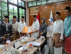 Wamenaker Afriansyah Dapat Gelar Bandar Mudo Pengimbang Rajo dari LAM Jambi