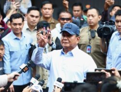 Prabowo Subianto Melakukan Pemilihan di TPS dengan Penuh Kesadaran dan Kedamaian