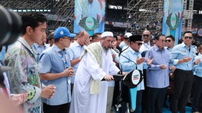 Habib Ali Kwitang Hadiri Kampanye Akbar Prabowo-Gibran di GBK