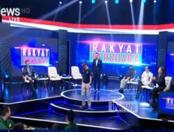 Hadiri Acara Rakyat Bersuara, Rocky Gerung Jalan Mundur Simbolkan Keadaan Demokrasi