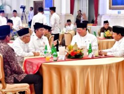 Momen Kedekatan Prabowo Subianto dan Jokowi saat Bukber di Istana Negara