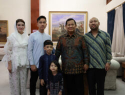 Prabowo Subianto Hosts Eid al-Fitr 1445 H Halal Bihalal with Gibran and Relatives at Kertanegara