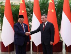 Prabowo Berdiskusi dengan PM Li Qiang tentang Penguatan Kerja Sama RI-Tiongkok