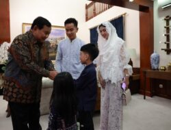 Halal Bihalal Sekeluarga Bersama Momen Penuh Tawa Prabowo Subianto dan Gibran Rakabuming Raka