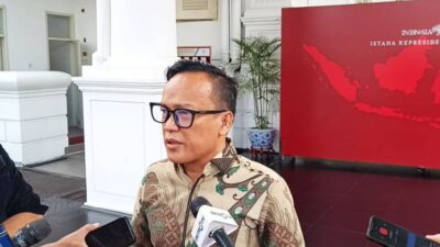 Jokowi Undang Relawan Bukber di Istana