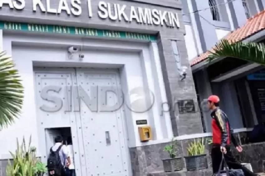 KPK Eksekusi 10 Terpidana Korupsi Kementerian ESDM ke Lapas Sukamiskin