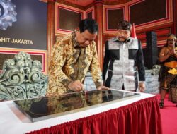 Prabowo Subianto Shows Appreciation for the Initiative of Honoring Indonesian Culture at Hendropriyono’s Birthday Ceremony