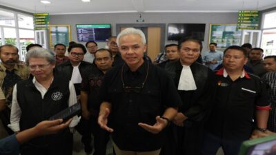 Ganjar Hadiri Sidang Palti Hutabarat, Relawannya di Pilpres 2024 yang Terseret Kasus Hukum