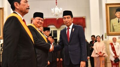 Airlangga Terima Bintang Republik Indonesia Utama