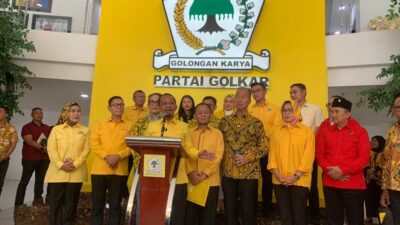 Penampilan Airin Berkemeja Kuning saat Diusung Golkar di Pilkada Banten