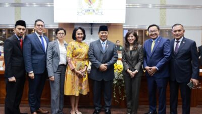 Prabowo Subianto Mengucapkan Pamit dan Meminta Maaf dalam Rapat Terakhir dengan DPR: Tantangan Besar Menanti Kita