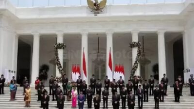 Jokowi Buka Peluang Reshuffle Kabinet Usai Risma-Pramono Mundur, Ini Tanggapan PDIP