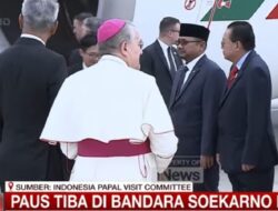 Tiba di Indonesia, Paus Fransiskus Disambut secara Kenegaraan