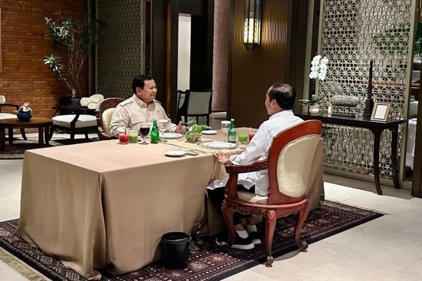 2 Jam Lebih, Jokowi dan Prabowo Diskusi sambil Makan Malam Private di Senayan