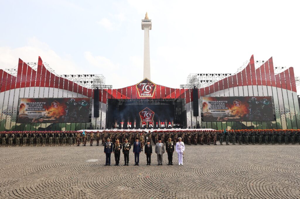 Jokowi: Peringatan Ulang Tahun ke-79 TNI Menguatkan Hubungan Kuat Antara TNI dan Rakyat