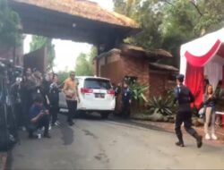 Hadiri Pembekalan dari Prabowo, Yusril Ihza Mahendra hingga Sri Mulyani Tiba di Hambalang