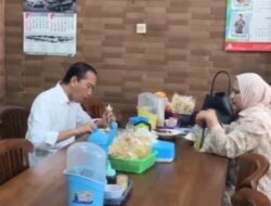 Makan Sate Bareng Iriana, Kegiatan Pertama Jokowi Setelah Enggak Jadi Presiden