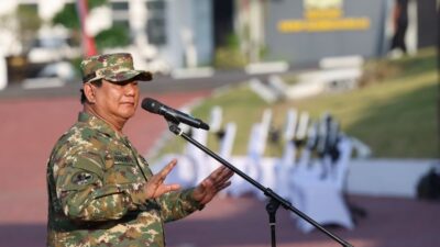 Saya Tidak Bermaksud Membuat Anda Militeristik