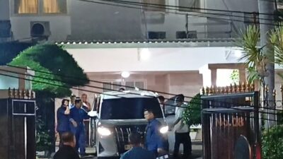 Prabowo Keluar dari Rumdin Widya Chandra di Tengah Kabar Pertemuan dengan Megawati