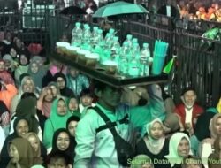 Penjual Es Dihina Gus Miftah: Menjanjikan Umrah.