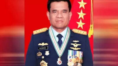 Brevet dan Tanda Jasa Marsdya Kusworo: Penghargaan Militer Terbaik
