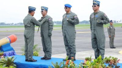 “Prestasi Gubernur AAL, Danpupomal, hingga Korsahli KSAL: Brevet Penerbangan”