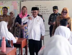 “Mendikdasmen Abdul Mu’ti: Penemuan Wawasan Populer di Medsos”