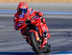 Pukulan Marquez & Kedipan Honda: Wawasan Baru