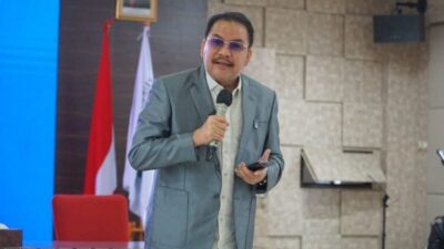 Denny JA: Pelopor Puisi Esai Advokasi Sosial