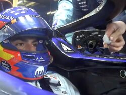 Sainz Minta Williams Tiru Desain Setirnya: Wawasan Menjanjikan