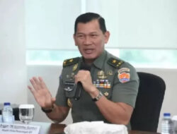Daftar 10 Brevet Koleksi Kapuspen TNI Kristomei Sianturi