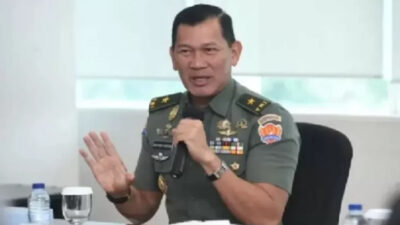 Daftar 10 Brevet Koleksi Kapuspen TNI Kristomei Sianturi