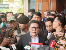 Hasto Ungkap Operasi 5 M dalam Kasusnya: Apa Artinya?