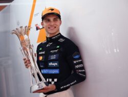 Verstappen Terinspirasi oleh Pengaruh Webber pada Piastri
