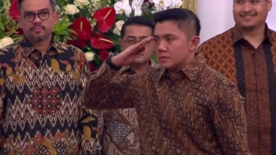 Letkol Teddy Tetap Menjabat: Bantah Rumor Hasan Nasbi Dicopot
